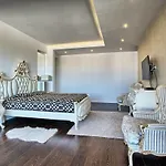 Myplace - Areeiro *