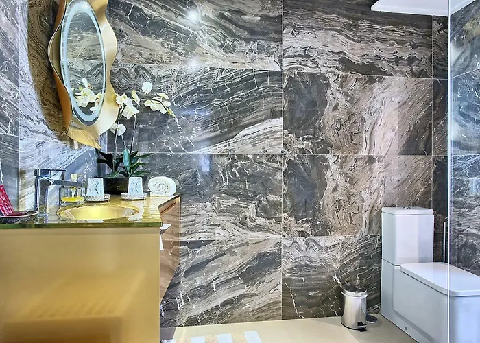 Myplace - Areeiro Apartment